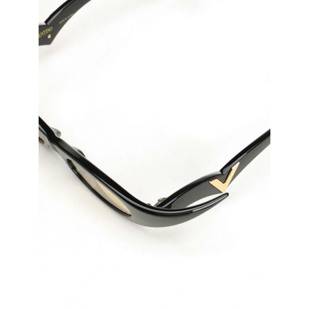 Valentino Garavani Women Black Acetate Sunglasses - Picture 4 of 4